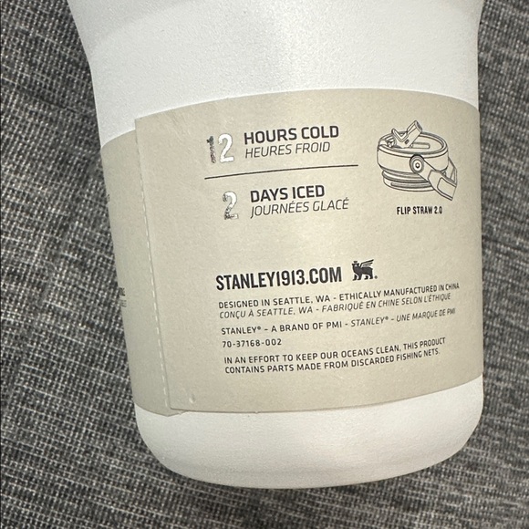 NWT🎉THE ICEFLOW™ FLIP STRAW TUMBLER | 30 OZ LEAK RESISTANT - Picture 2 of 7